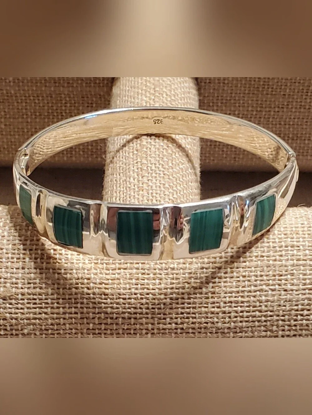 ​Vintage 925 Sterling Silver Green Malachite Inlay Hinged Bangle Bracelet Womens